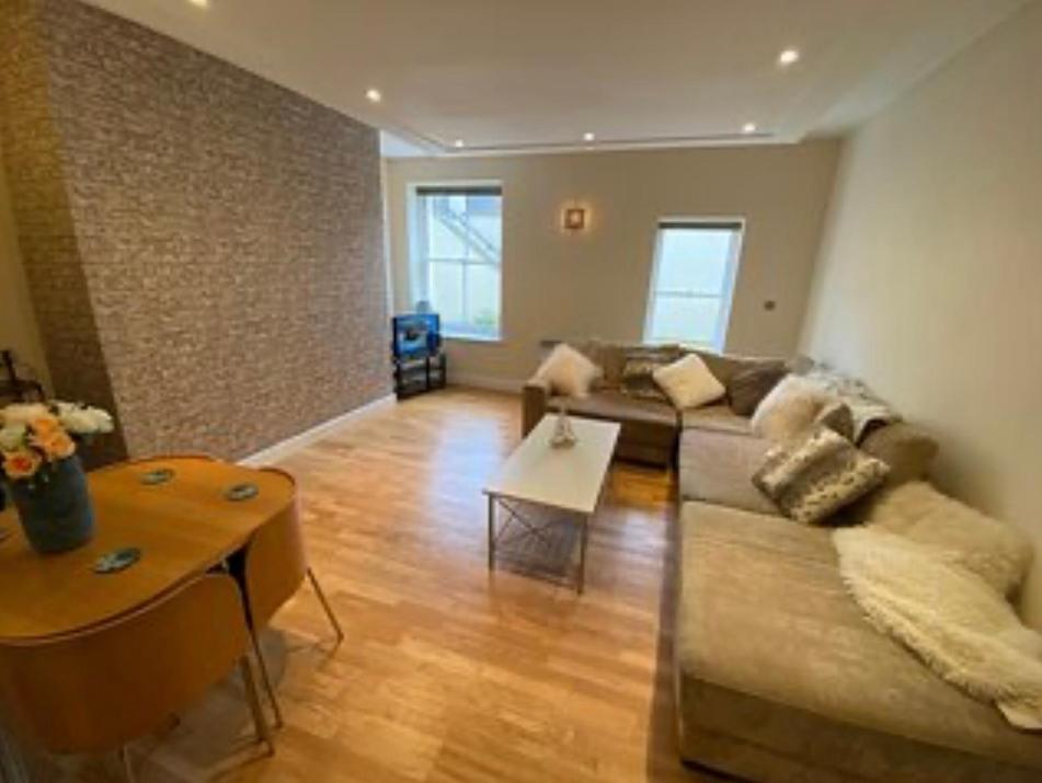 Easby Breakaways - **Modern Apartment 5 Mins From South Bay, Scarborough** 外观 照片
